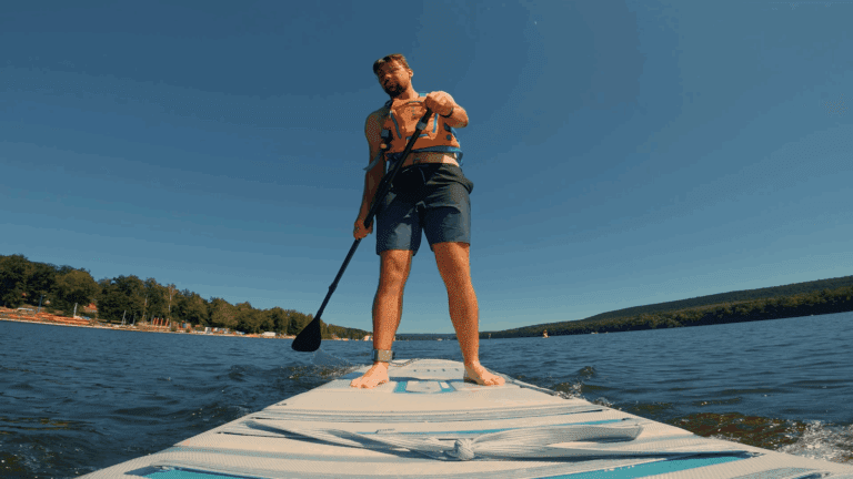 Stand up paddle électrique sur le lac des Vieilles-Forges